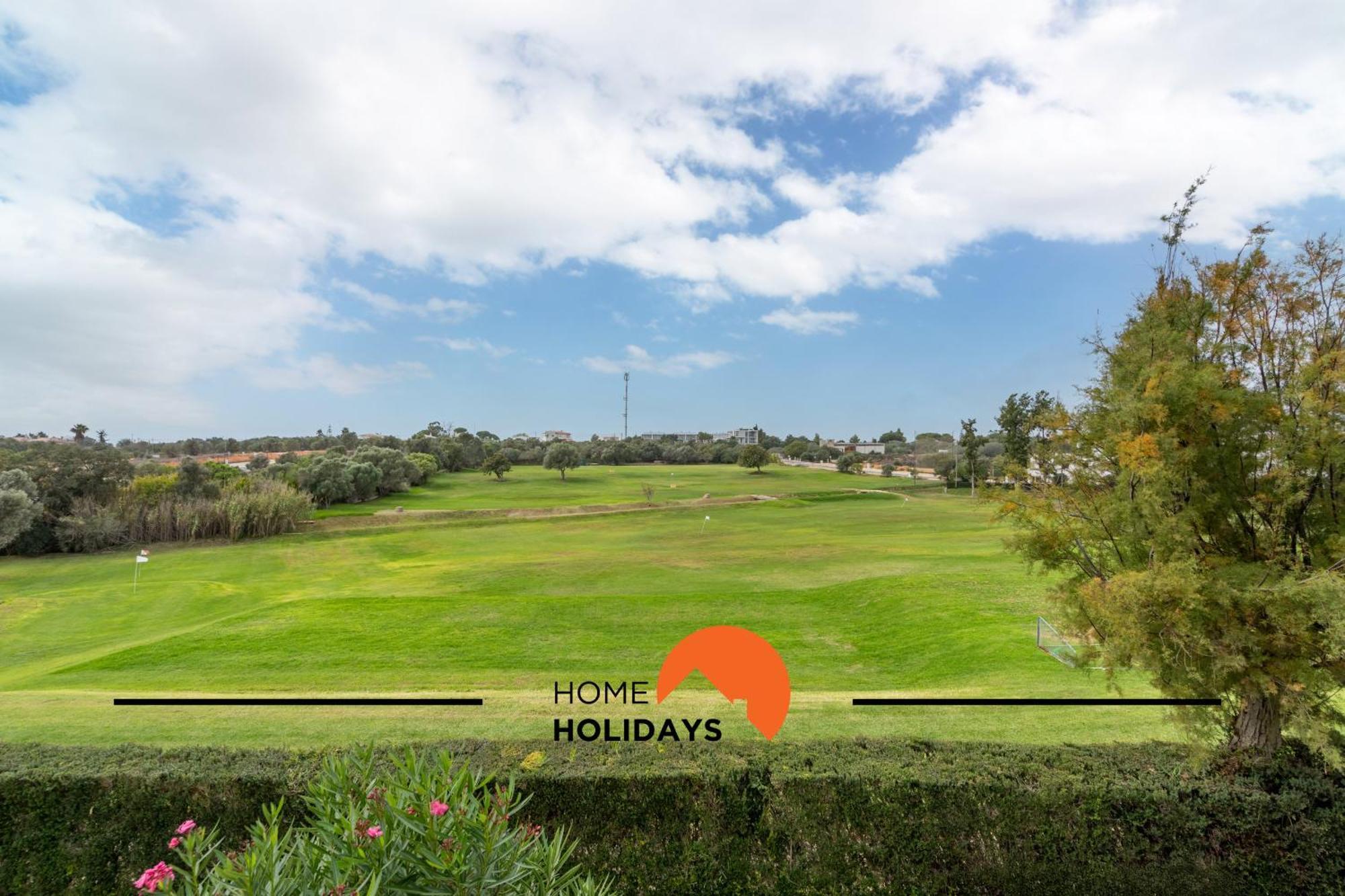 #174 T2 Em Zona Tranquila By Holidays Apartment Albufeira