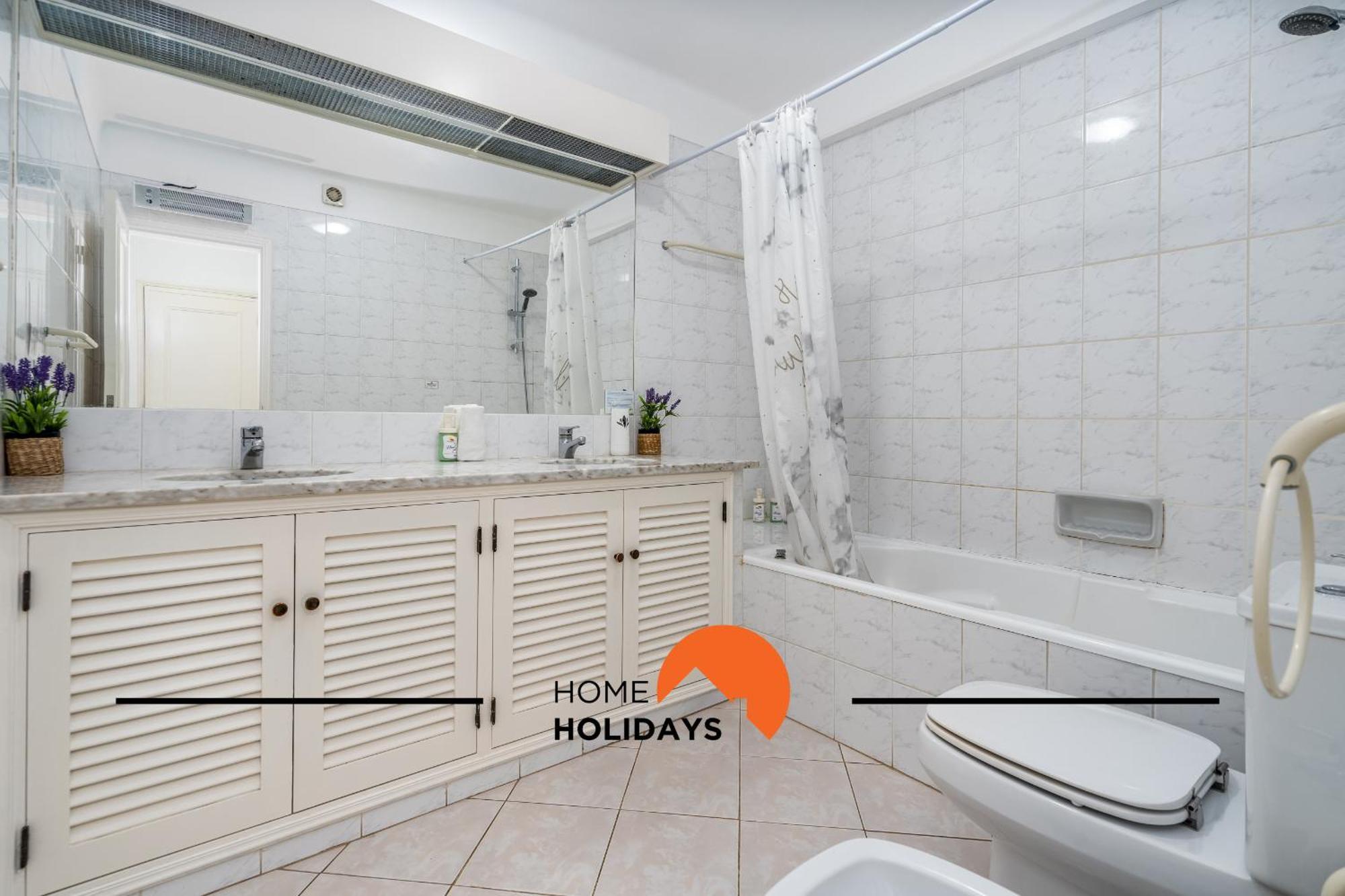 Apartment #174 T2 Em Zona Tranquila By Holidays